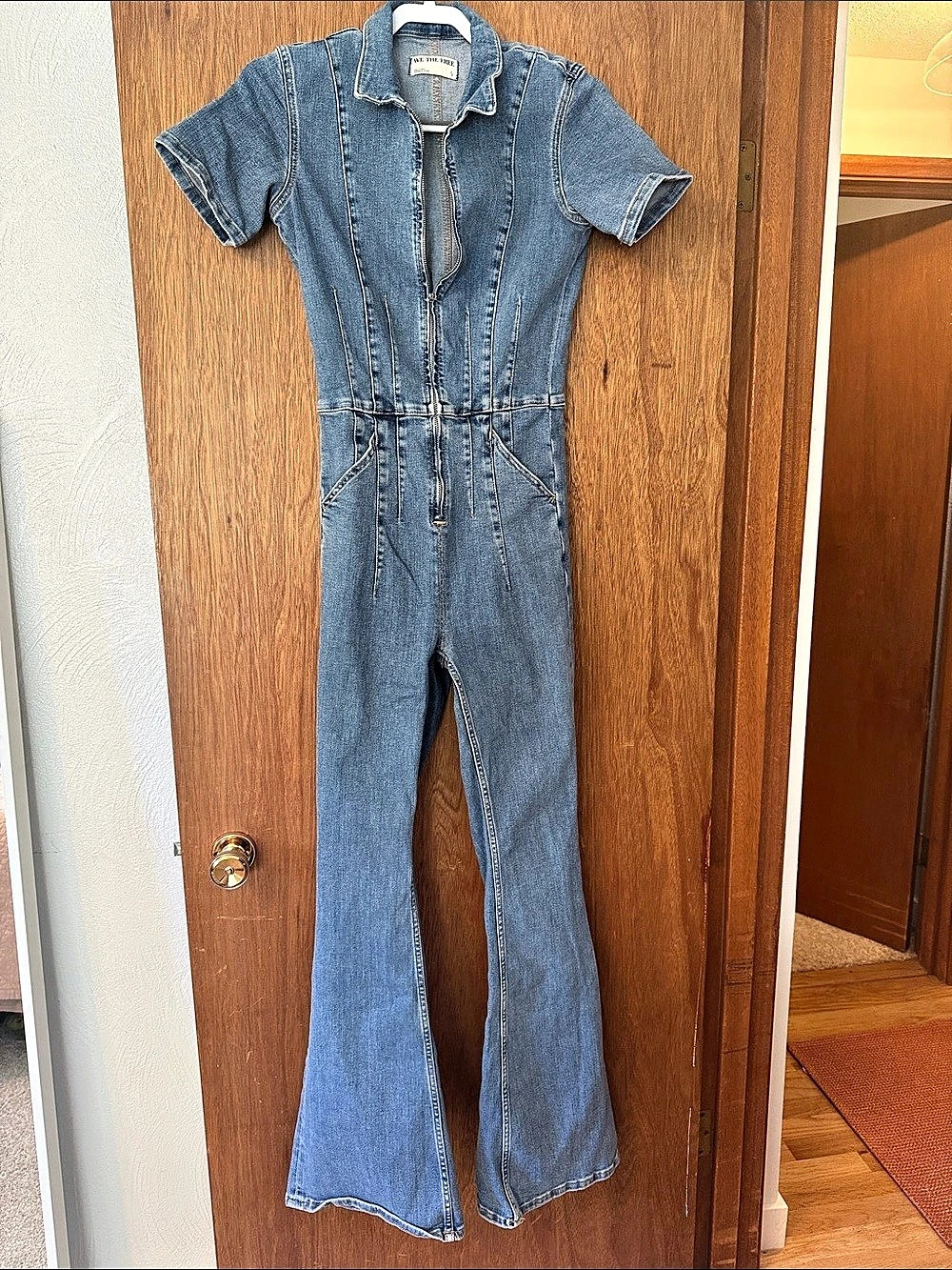 WE THE FREE Jayde Flare Jumpsuit Denim Jumpsuit in Blue Size Small